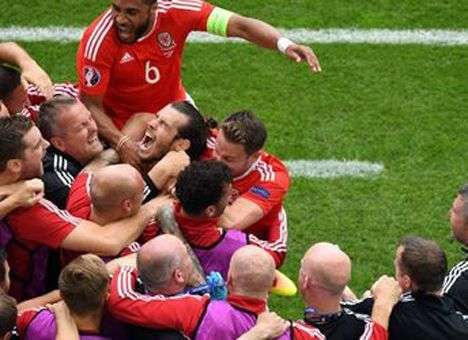 Евро-2016: Уэльс выиграл свой первый матч у Словакии (ВИДЕО)