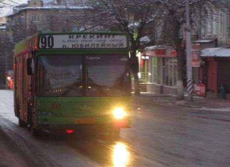 В российском городе впервые остановился почти весь транспорт