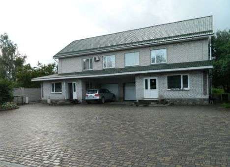 В Кременчуге пытались подорвать бизнесмена (ФОТО)