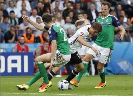 Евро-2016: Германия выиграла у Северной Ирландии (ВИДЕО)