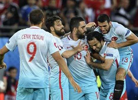 Евро-2016: Турция обыграла Чехию (ВИДЕО)