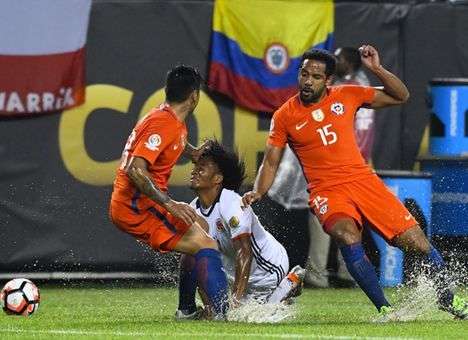 В финале Копа Америка сыграют Чили и Аргентина