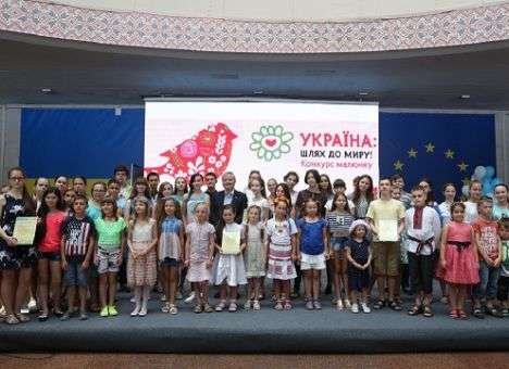 Игорь Янковский назвал имена победителей крупнейшего конкурса детского рисунка в Украине