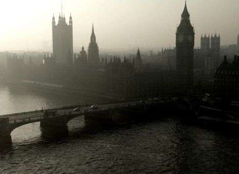 Лондон потрясла вспышка насилия на политической почве