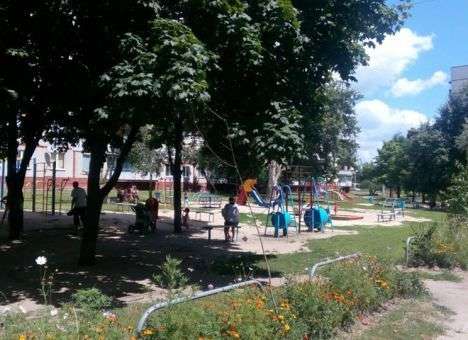 В Харькове из рук женщины вырвали 6-летнего ребенка