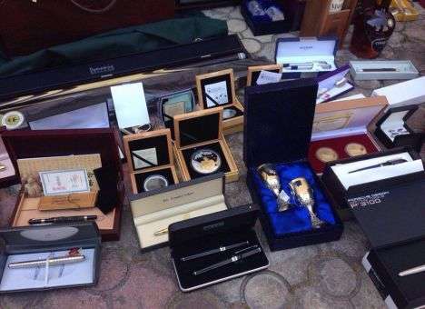 У подчиненного Кернеса нашли оружие, драгоценности и портреты «в стиле Пшонка» (ФОТО)