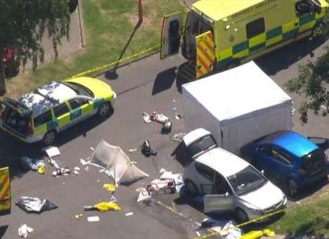 Опубликованы кадры с места кровавой стрельбы в Британии (ФОТО)