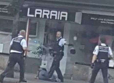 Резня в Германии оказалась любовной драмой: Парень с мачете убил беременную экс-возлюбленную