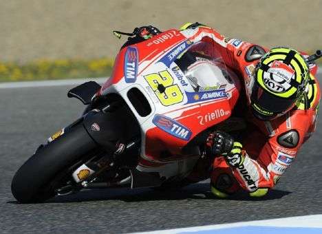 «Дукати» одержала первую победу с 2010 года в Moto GP