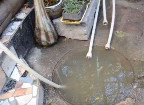 В Крыму пляж элитного отеля загадили фекалиями (ФОТО)