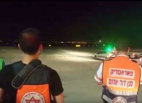 Кадры аварийной посадки пассажирского самолета, летевшего в Киев (ВИДЕО)