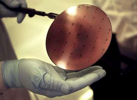 AMD вошла в двадцатку крупнейших чипмейкеров