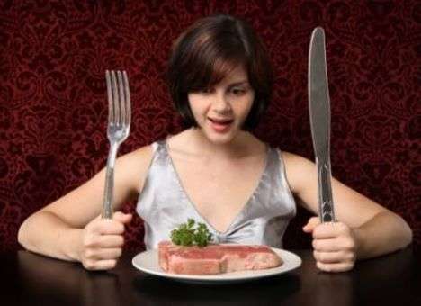 Эксперты выяснили, что доставляет человеку больше удовольствия – секс или еда