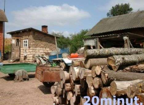 Сын смог убежать: Подробности семейной драмы, закончившейся тройным убийством