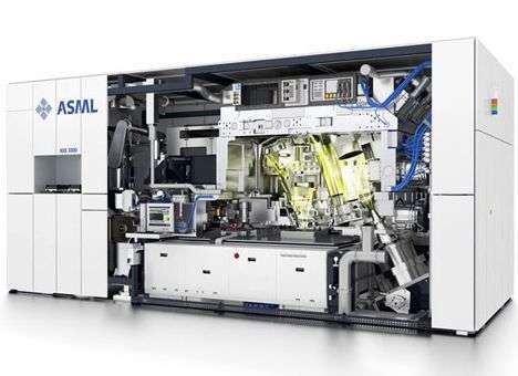 ASML приближается к поглощению Hermes Microvision