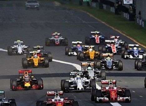 Сезон 2017 года в Формуле 1 начнется позже обычного