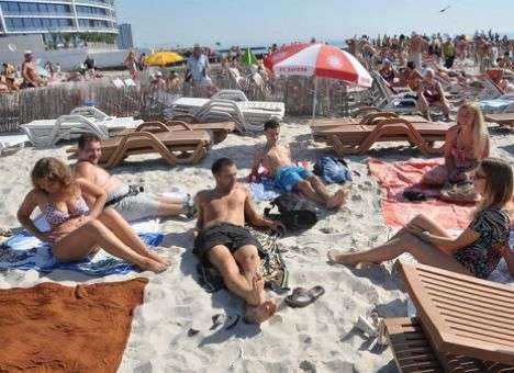 Лето завтра продолжится