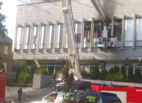 В пикете под зданием студии «Интера» участвовали экс-бойцы ВСУ, - Аваков