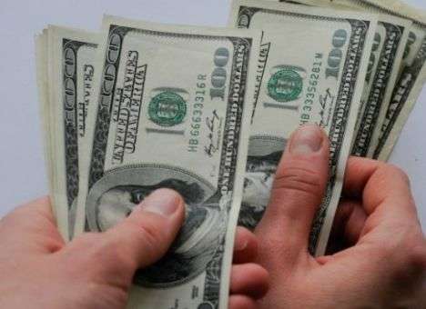 Чем быстрее доллар подорожает до 27 гривен, тем лучше, - эксперт