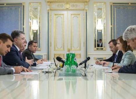 У Порошенко есть надежда на Швейцарию