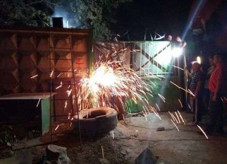 В Киеве разгромили скандальную стройплощадку (ФОТО)