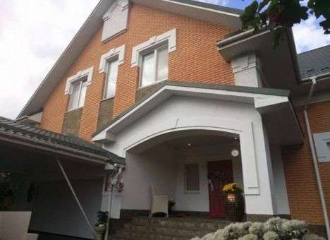 Появились снимки дома скандального экс-главы Киевской ОГА (ФОТО)