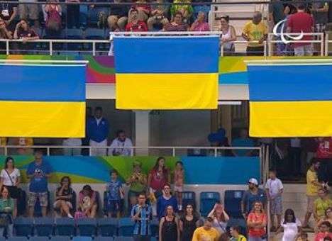 Украинские пловцы завоевали все три медали в заплыве на 200 метров (ФОТО)