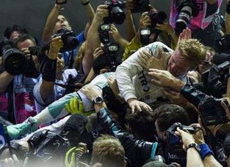 Росберг стал лидером чемпионата Формулы 1