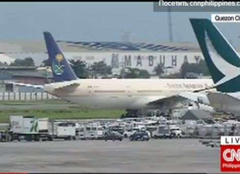 Опубликован снимок изолированного в аэропорту лайнера, пилот которого сообщил об угрозе  (ФОТО)