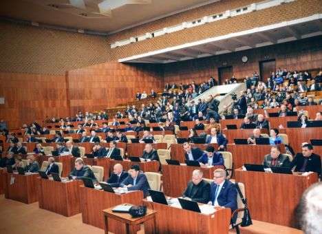 Полтавский облсовет проголосовал за договор о разграничении полномочий с центральной властью