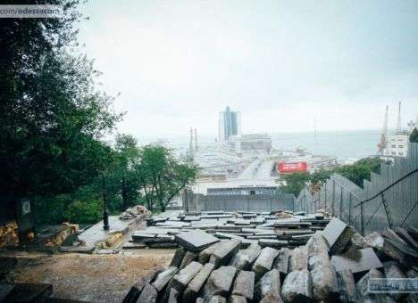 Знаменитую Потемкинскую лестницу не узнать (ФОТО)