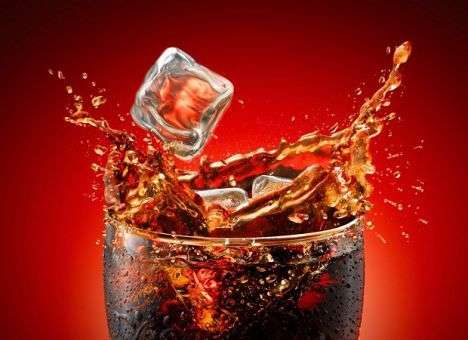 Медики выяснили, отказ от какого напитка защитит от развития инсульта