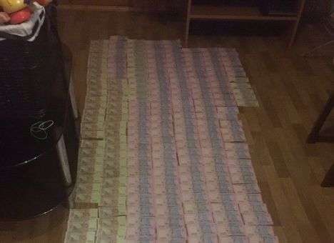 СБУ показала изъятые у вице-мэра Херсона «богатства» (ФОТО)