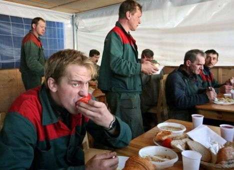 Юристы рассказали о ловушках для «заробитчан»