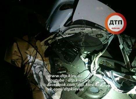 В жутком ДТП в Киеве погибли 4 человека (ФОТО)