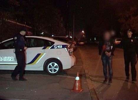 В Киеве «гастролер» с ножом напал на редактора телеканала (ВИДЕО, ФОТО)