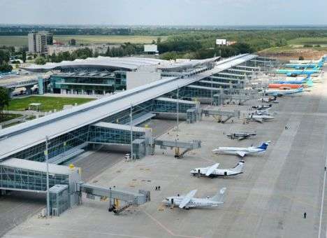 О доходах грузчиков в аэропорту «Борисполь» ходят легенды