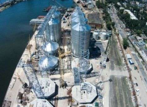 На серых схемах в Николаевском порту зарабатывают до $20 миллионов в год – СМИ