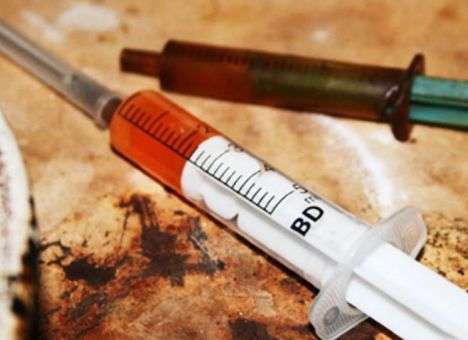 На Донбассе местные воюют за дозу