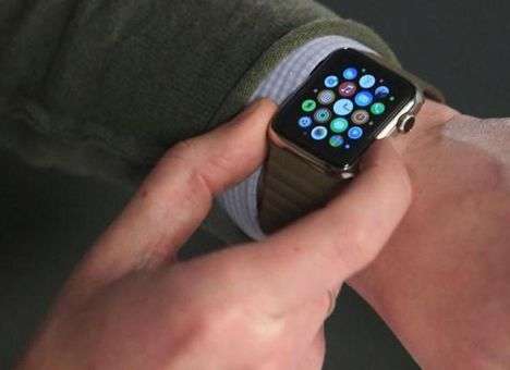Британским чиновникам запретили носить Apple Watch