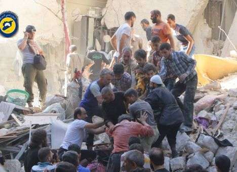 Россия сбросила на жилые кварталы Алеппо новые бомбы, погибли дети