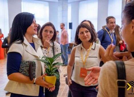 Меняйся сегодня или умри сейчас. Как общаться с клиентом будущего?