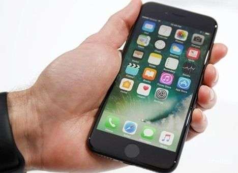 iPhone 7 пошел по следам Samsung и тоже начал взрываться