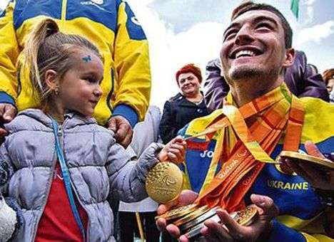 Паралимпийцам выплатят дополнительные премии