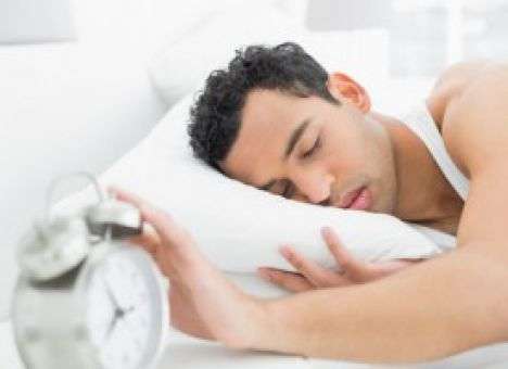 Психологи рассказали, на какой стороне кровати нужно спать