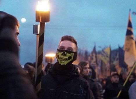 Опубликованы новые снимки «огненного» марша в центре Киева (ФОТО)