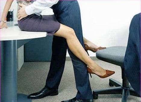 Представители, каких профессий изменяют чаще всего, выяснили специалисты