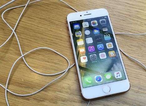 iPhone 7 показал низкую производительность