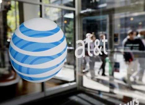 AT&T объявила о крупнейшей сделке в мире