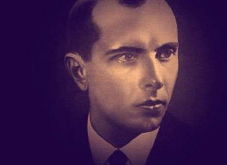 Гривну предложили украсить портретом Бандеры